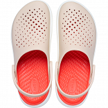 InMotion Clog