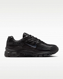 Nike Initiator
