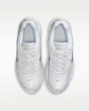 Nike Initiator