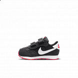 Nike MD Valiant