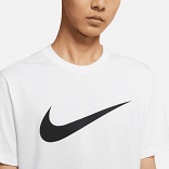 Nike Sportswear Swoosh