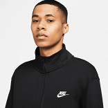 Nike Sportswear Club