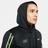 Nike Sportswear Repeat