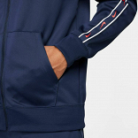 Nike Sportswear Repeat