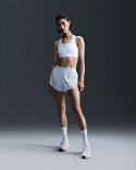 Nike Swoosh Medium Support