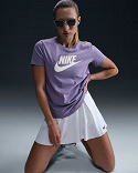 Nike Sportswear Essentials