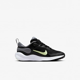 NIKE REVOLUTION 7 PS