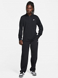 Nike Sportswear Club