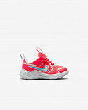 Nike Cosmic Runner