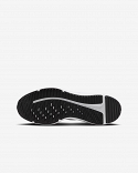 Nike Cosmic Runner