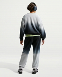 Nike Sportswear Studio