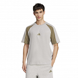 Seasonal Essentials Colorblock T-Shirt