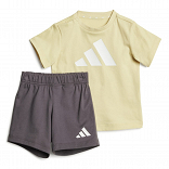 ESSENTIALS T-SHIRT SET