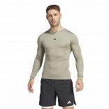 TECHFIT COMPRESSION TRAINING  LONGSLEEVE TEE