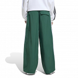ESSENTIALS 3-STRIPES WOVEN PARACHUTE PANTS