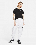 Nike Sportswear Club Essentials