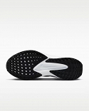 Nike Quest 6