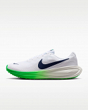 Nike Revolution 8