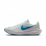 Nike Revolution 8