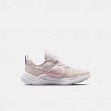 Nike Cosmic Runner