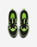 Nike Cosmic Runner