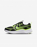 Nike Cosmic Runner