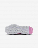 Nike Cosmic Runner