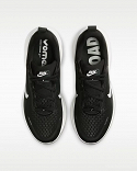 Nike Vomero 18
