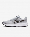 Nike Run Defy