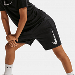 Nike Trophy23