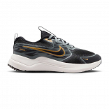 Nike Cosmic Runner