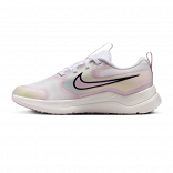 Nike Cosmic Runner SE 2
