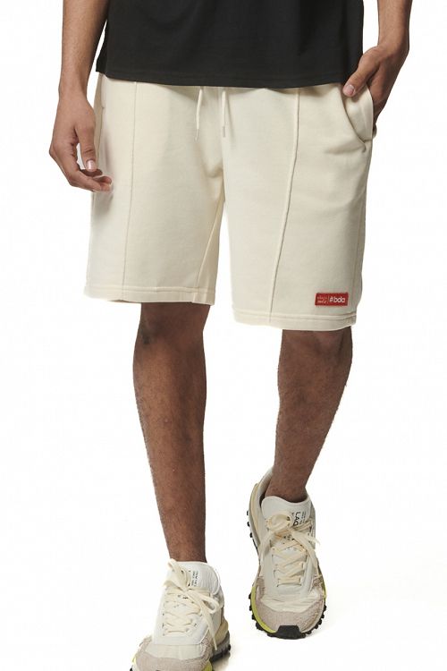 ATHLEISURE STYLE SHORTS
