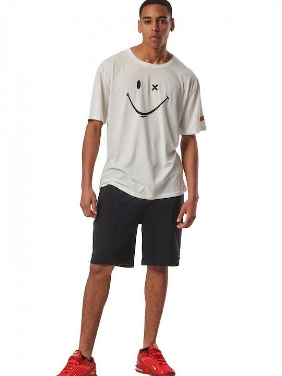 ATHLEISURE STYLE SHORTS