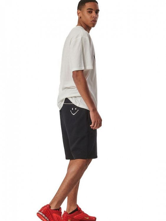 ATHLEISURE STYLE SHORTS