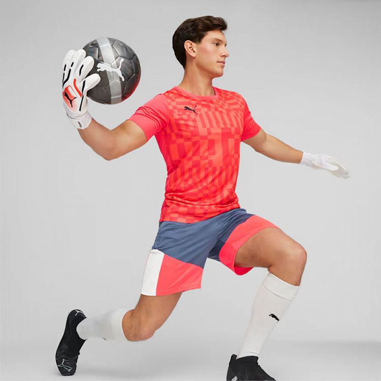 PUMA ULTRA Play RC