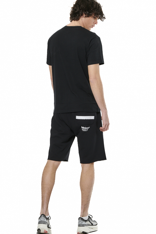 MEN'S SLIM FIT T-SHIRT