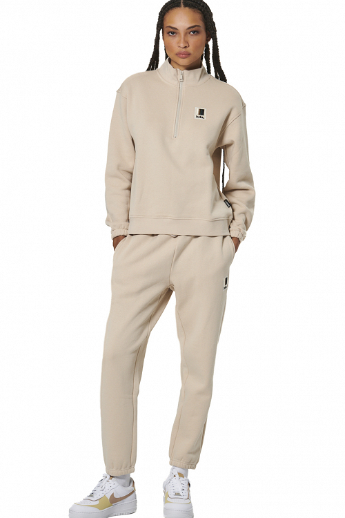 WOMEN'S HALF-ZIP SWEATSHIRT