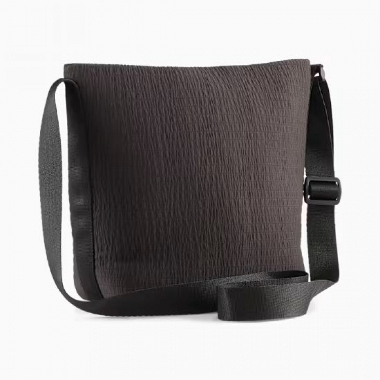UP Zipped Bucket Bag