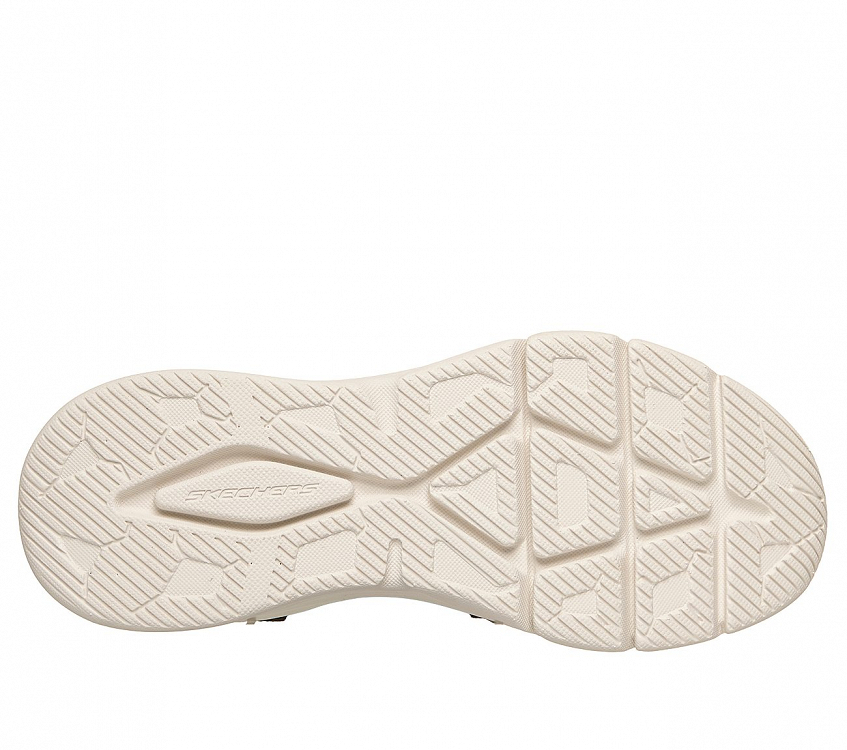 Arch Comfort Engineered Knit Bungee Sneaker