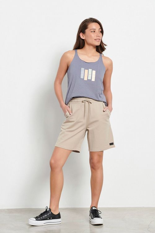 BDTKW LONG WALKSHORT ABOVE KNEE-MEDIUM CROTCH