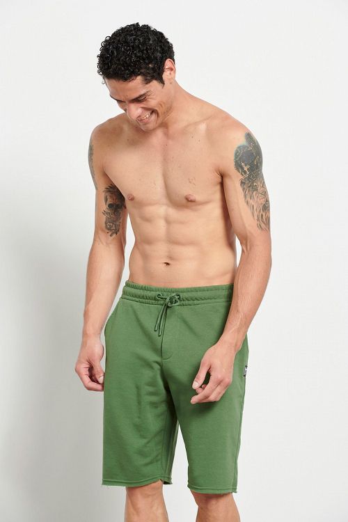 PANTSONM LONG WALKSHORTS ABOVE KNEE-MEDIUM CROTCH
