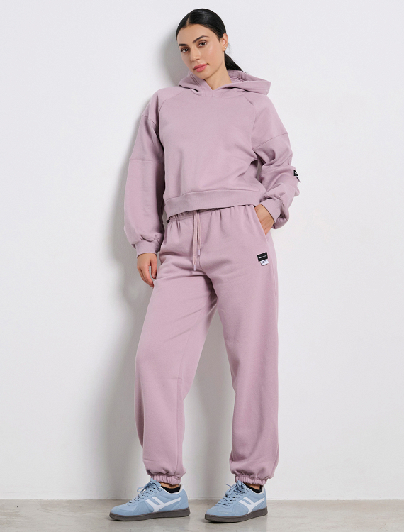 LESS IS MORE JOGGER