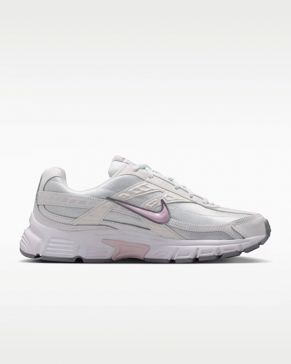 Nike Initiator
