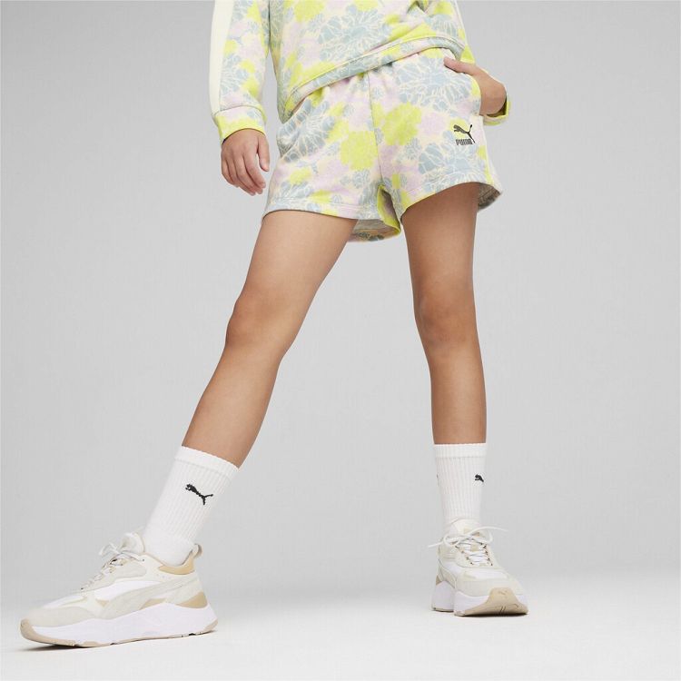 T7 SNFLR AOP Shorts TR G
