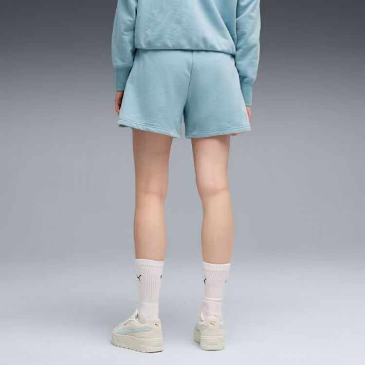 HER High-Waist Shorts 5”