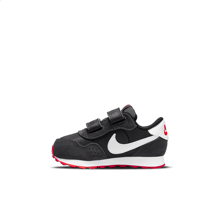 Nike MD Valiant