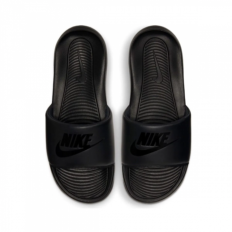 Nike Victori One