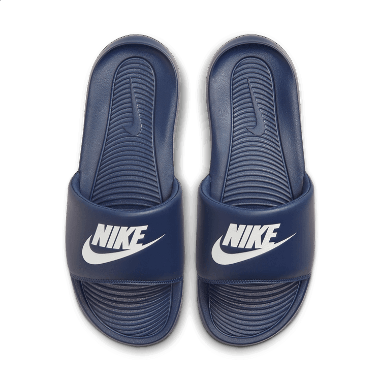 Nike Victori One