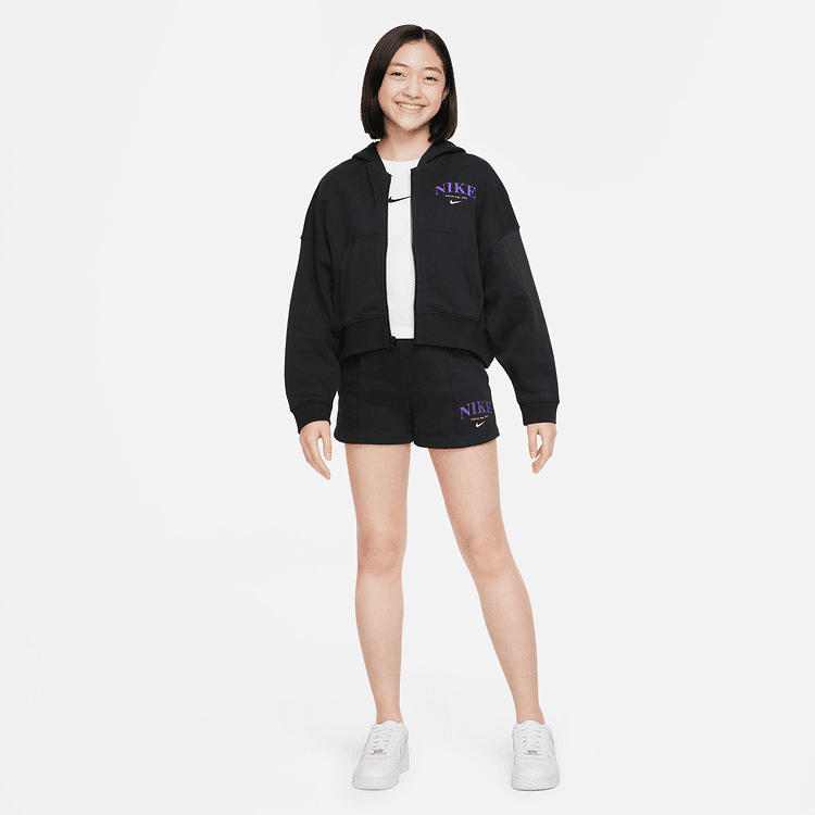 Nike Sportswear Trend